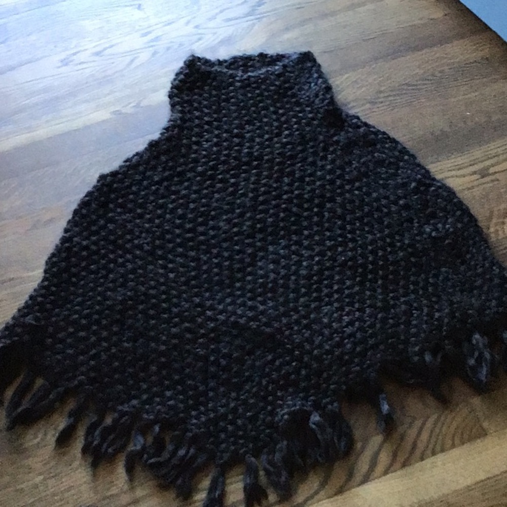 Hand knit soft wool poncho from Uruguay